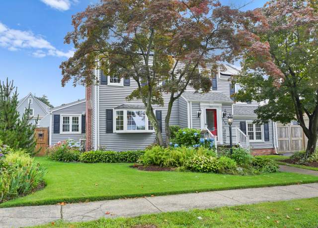 Property at 630 Fairview Ave, Bridgeport, CT 06606, 4 beds, 2 baths