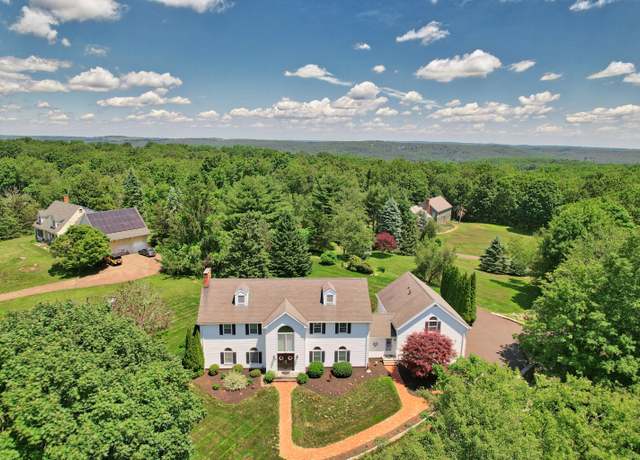 Property at 21 Hidden Pond Dr, Watertown, CT 06795, 5 beds, 3.5 baths