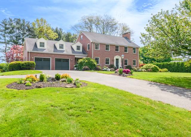 Property at 116 Thornbush Rd, Wethersfield, CT 06109, 4 beds, 3.5 baths