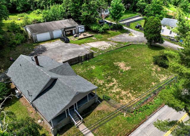 Property at 622 Route 163, Montville, CT 06370, 2 beds, 1 bath