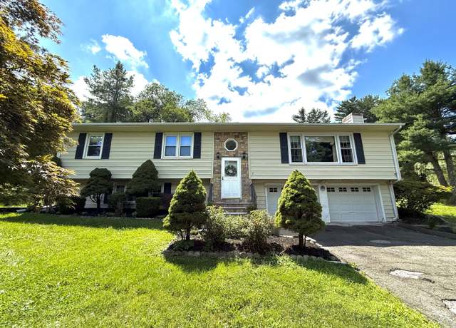 Property at 21 Kingswood Rd, Danbury, CT 06811, 3 beds, 3 baths