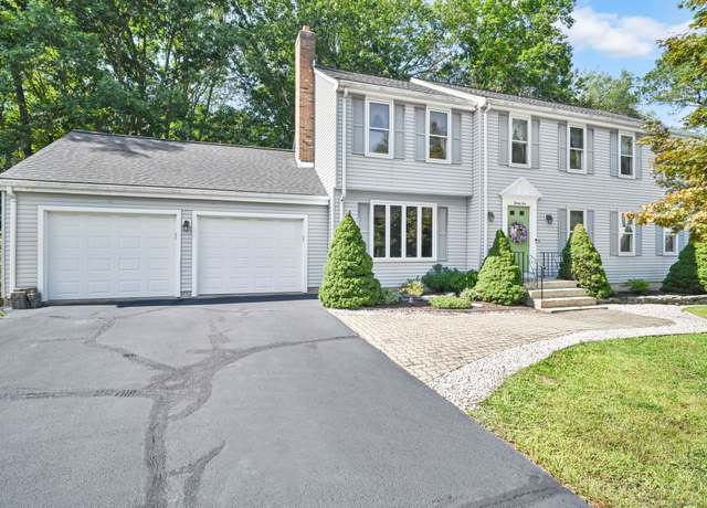 Property at 25 Stonehaven Cir, South Windsor, CT 06074, 5 beds, 2.5 baths
