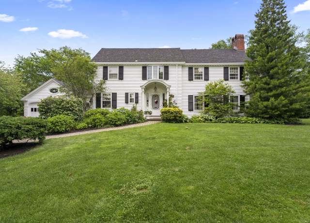 Property at 12 Marlborough Rd, North Haven, CT 06473, 3 beds, 2.5 baths