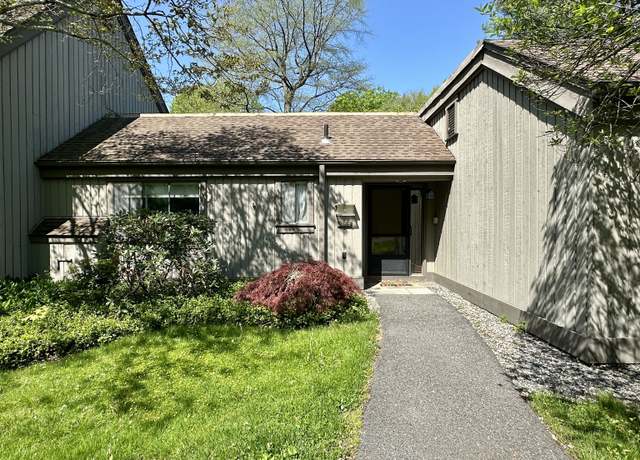 Property at 336 Heritage Vlg Unit B, Southbury, CT 06488, 3 beds, 2 baths