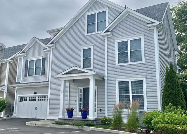 Property at 159 Colonial Rd #5, Stamford, CT 06906, 3 beds, 2.5 baths