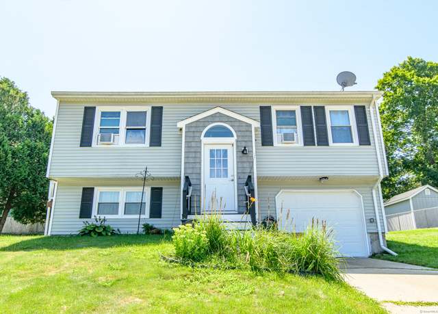 Property at 188 Oxbow Dr, Windham, CT 06226, 2 beds, 2 baths