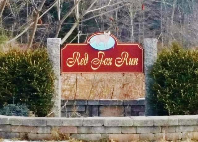 Property at 4 Red Fox Run, Canton, CT 06019