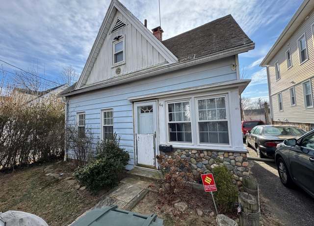 Property at 64 E Thorme St, Bridgeport, CT 06606, 2 beds, 1 bath