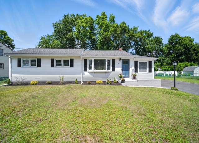 Property at 18 Pierce St, Enfield, CT 06082, 3 beds, 2 baths
