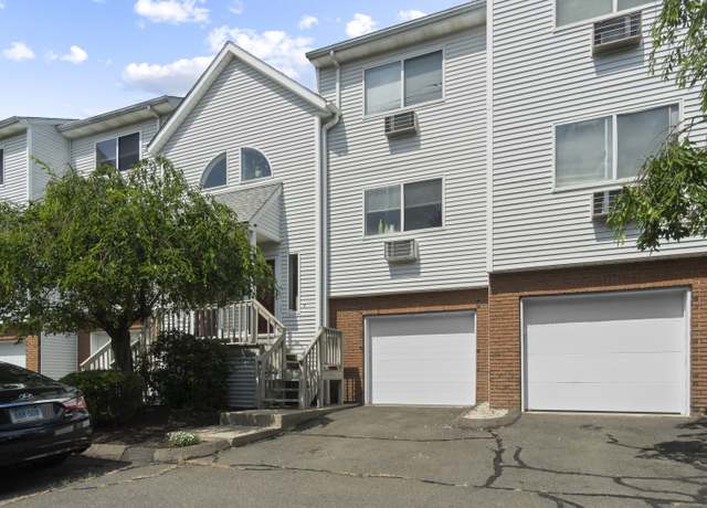 Property at 925 Oronoke Rd Unit 14F, Waterbury, CT 06708, 2 beds, 1.5 baths