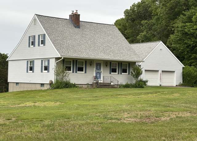 Property at 78 Knollwood Rd, Bethany, CT 06524, 3 beds, 2 baths