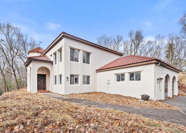 Property at 78 Strickland St, Glastonbury, CT 06033, 3 beds, 3 baths