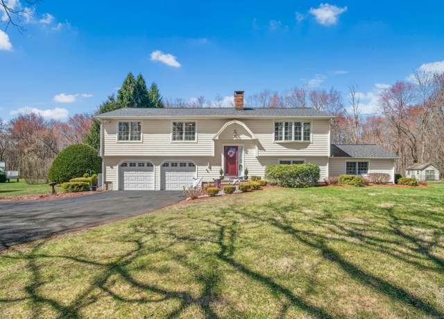 Property at 28 Shut Rd, Newtown, CT 06470, 4 beds, 2.5 baths