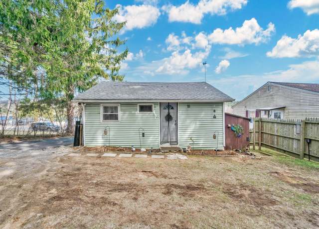 Property at 14 Lake Shore Blvd, Stafford, CT 06076, 2 beds, 1 bath
