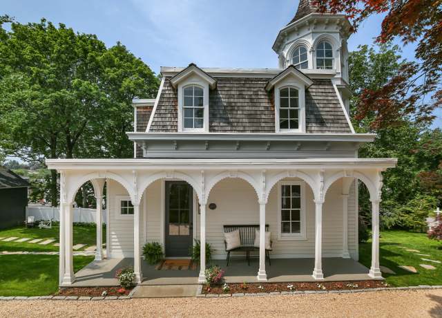Property at 66 Seminary St, New Canaan, CT 06840, 3 beds, 3.5 baths