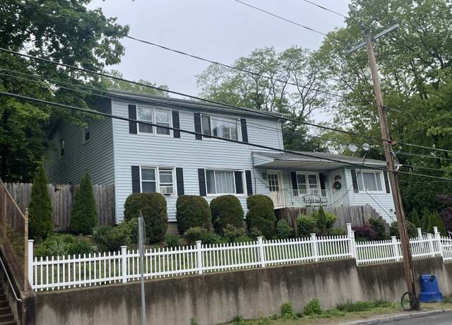 Property at 1315 Hamilton Ave, Waterbury, CT 06706, 7 beds, 4 baths
