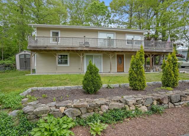 Property at 24 Cornell Rd, Danbury, CT 06811, 3 beds, 1.5 baths