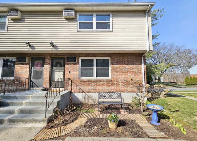 Property at 301 Blackstone Vlg #301, Meriden, CT 06450, 3 beds, 1.5 baths