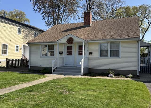 Property at 101 Forest Ave, Fairfield, CT 06824, 4 beds, 2 baths