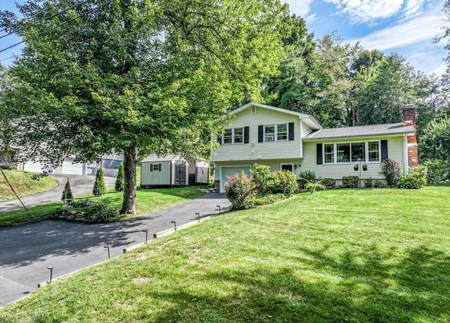 Property at 6 Laurel Dr, Brookfield, CT 06804, 3 beds, 1.5 baths