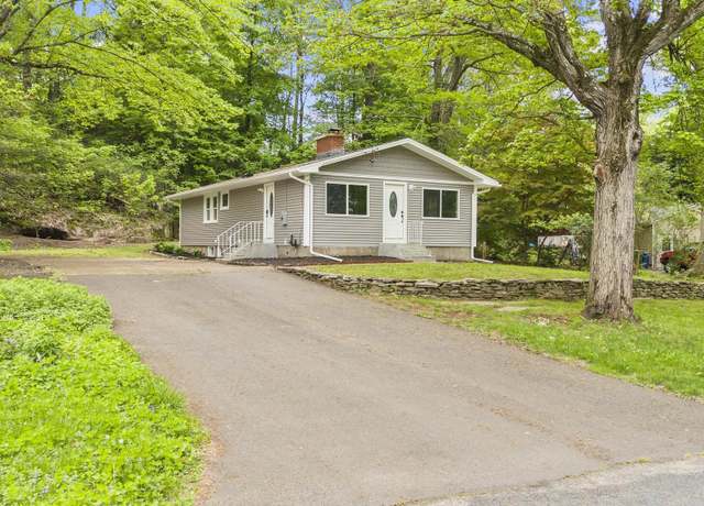 Property at 10 Brainerd Dr, Portland, CT 06480, 3 beds, 2 baths