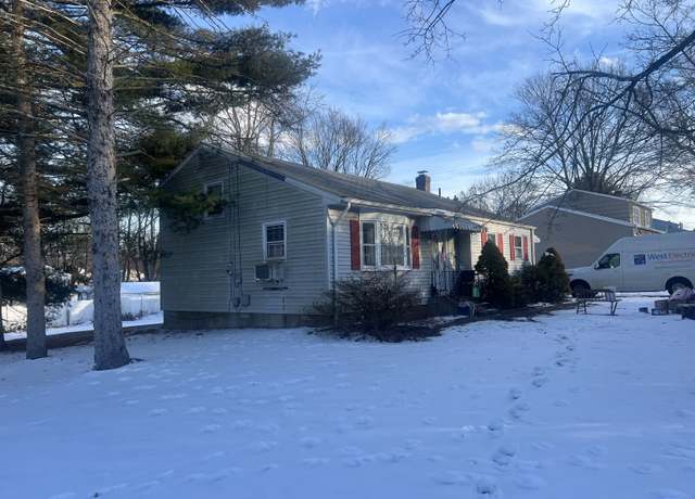 Property at 76 Huckleberry Rd, East Hartford, CT 06118, 3 beds, 1 bath
