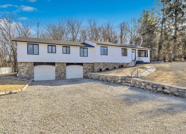Property at 638 Elm St, Monroe, CT 06468, 3 beds, 2 baths