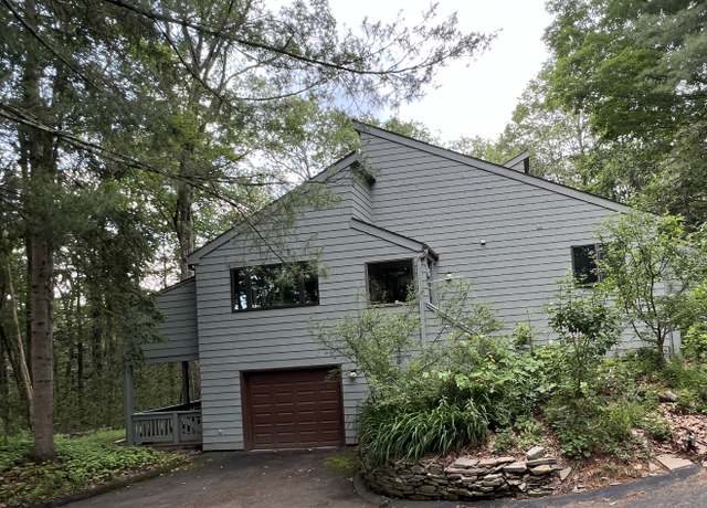 Property at 299 Cliffside Dr, Torrington, CT 06790, 2 beds, 2.5 baths