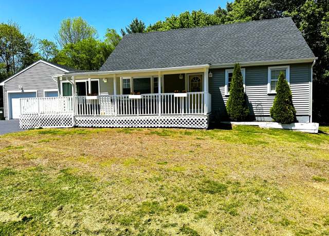 Property at 17 Aspen Ct, Norwich, CT 06360, 4 beds, 1 bath