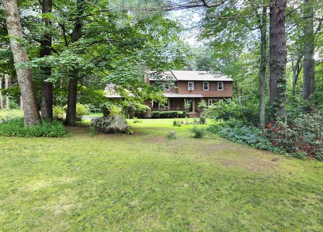 Property at 3 Northwoods Rd, Granby, CT 06060, 4 beds, 2.5 baths