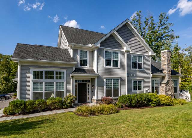Property at 13 Enclave Dr #13, Danbury, CT 06810, 3 beds, 4.5 baths