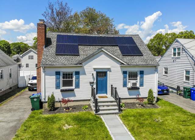 Property at 1746 North Ave, Stratford, CT 06614, 3 beds, 2 baths
