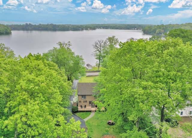 Property at 33 Erdoni Rd, Columbia, CT 06237, 3 beds, 2.5 baths