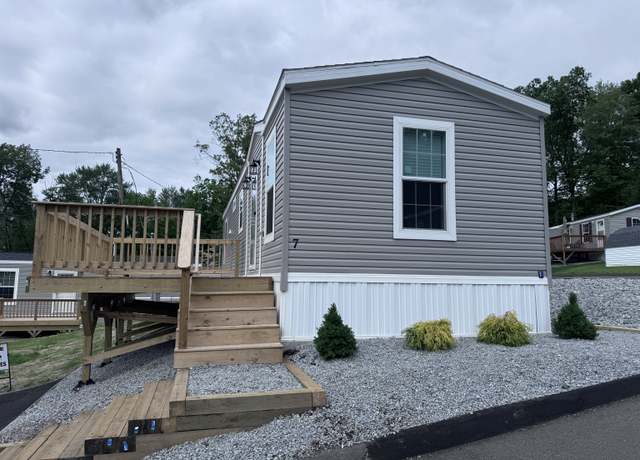 Property at 7 Middle Ter, Vernon, CT 06066, 1 bed, 1 bath