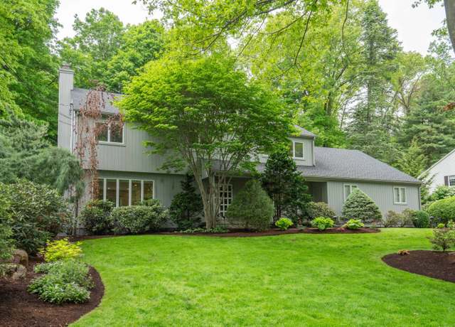 Property at 79 Arlen Way, West Hartford, CT 06117, 4 beds, 2.5 baths