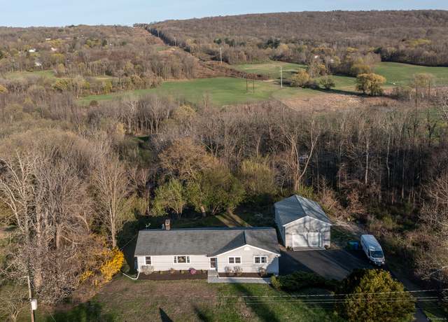 Property at 7 Mountain View Dr, New Milford, CT 06776, 4 beds, 3 baths