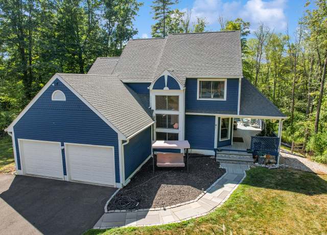 Property at 9 Sedgewood Rd, Farmington, CT 06085, 3 beds, 2.5 baths