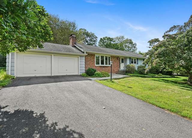 Property at 9 W Wind Rd, Trumbull, CT 06611, 3 beds, 2 baths