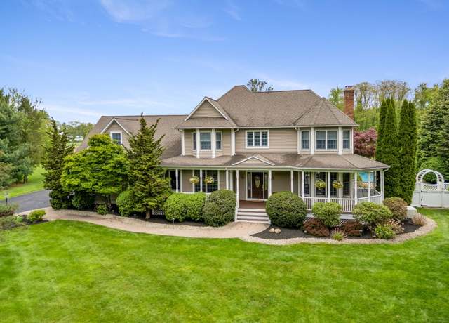 Property at 43 Green Ln, South Windsor, CT 06074, 4 beds, 2.5 baths