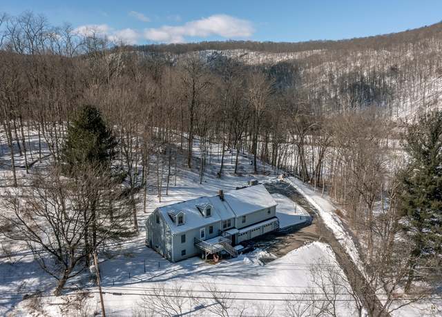 Property at 13 Kent Cornwall Rd, Kent, CT 06757, 3 beds, 3 baths