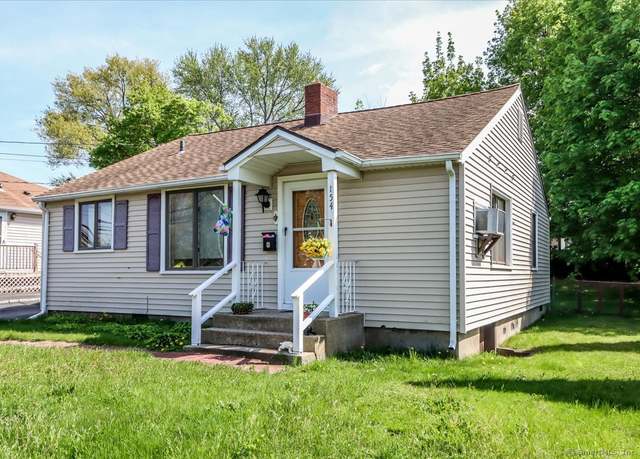 Property at 154 Yale Ave, Milford, CT 06460, 2 beds, 1 bath