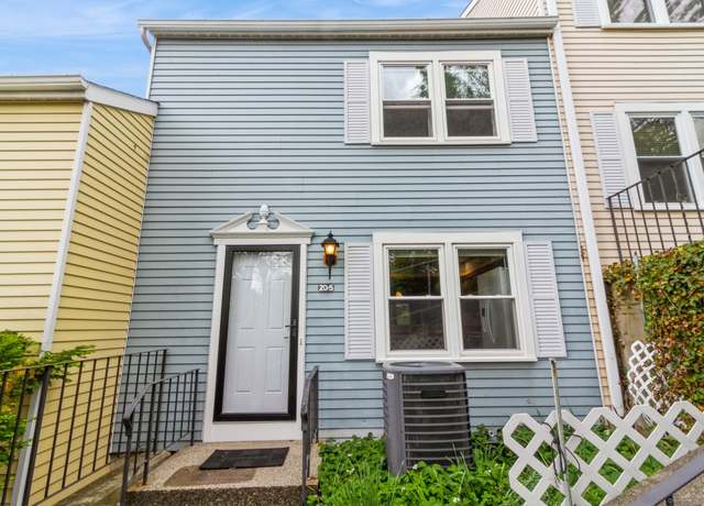 Property at 55 Mill Plain Rd Unit 20-5, Danbury, CT 06811, 2 beds, 1.5 baths