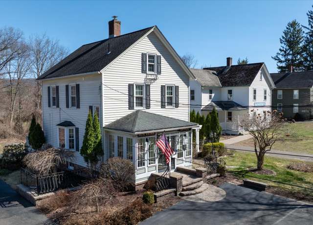 Property at 552 Hopmeadow St, Simsbury, CT 06070, 2 beds, 1.5 baths
