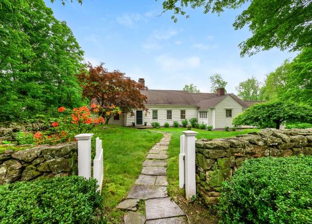 Property at 1208 Smith Ridge Rd, New Canaan, CT 06840, 5 beds, 4.5 baths