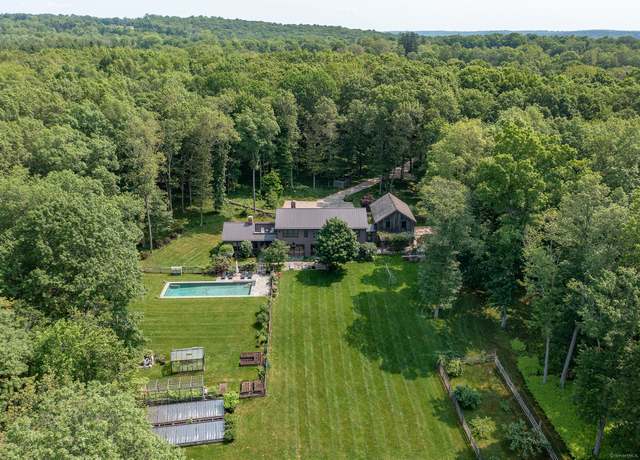 Property at 85 W Church Hill Rd, Washington, CT 06794, 8 beds, 8.5 baths