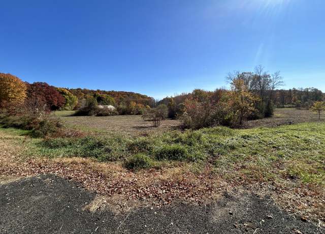 Property at 21 Newgate Rd, East Granby, CT 06026