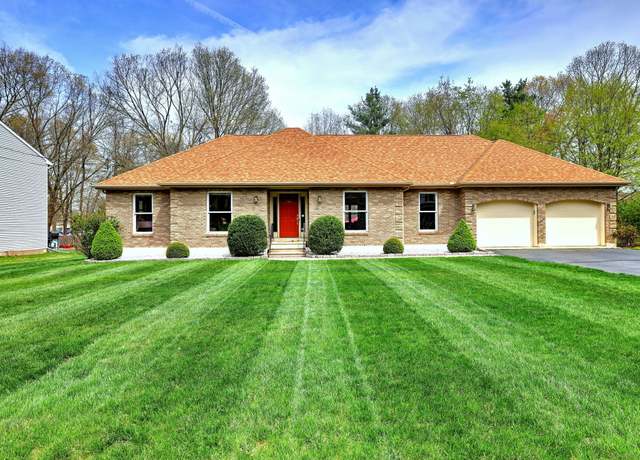 Property at 24 Poplar Dr, Cheshire, CT 06410, 3 beds, 2.5 baths