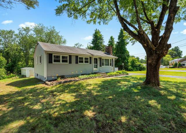 Property at 22 Village Dr, Ledyard, CT 06339, 3 beds, 1 bath