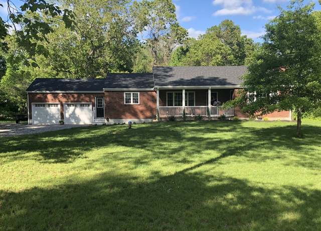 Property at 112 Kelseytown Rd, Clinton, CT 06413, 3 beds, 2 baths