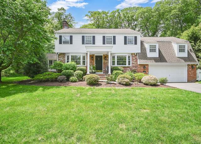 Property at 15 Stony Cors, Avon, CT 06001, 3 beds, 2.5 baths